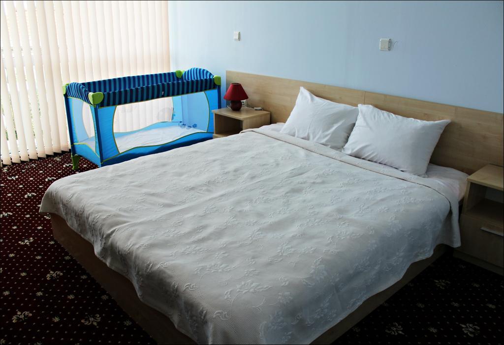 Hotel Paradise Goldstrand Zimmer foto
