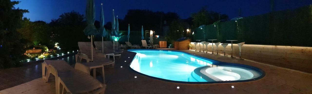 Hotel Paradise Goldstrand Exterior foto